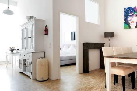 Sc 02 By Rockchair Apartments L Superhost Status L 4 Bedrooms Boxspringbeds 2 Bathrooms Balcony Elevator - Cozy Family & Business Flair Welcomes You! Berlin Eksteriør billede
