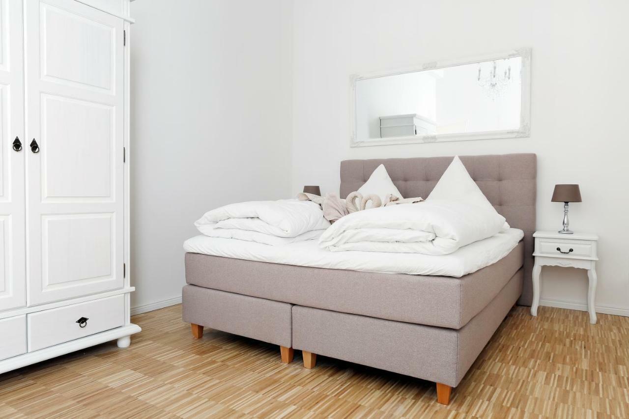 Sc 02 By Rockchair Apartments L Superhost Status L 4 Bedrooms Boxspringbeds 2 Bathrooms Balcony Elevator - Cozy Family & Business Flair Welcomes You! Berlin Eksteriør billede